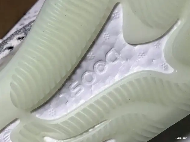 FV3260 Yeezy 380 Boost Adidas Alien 0608